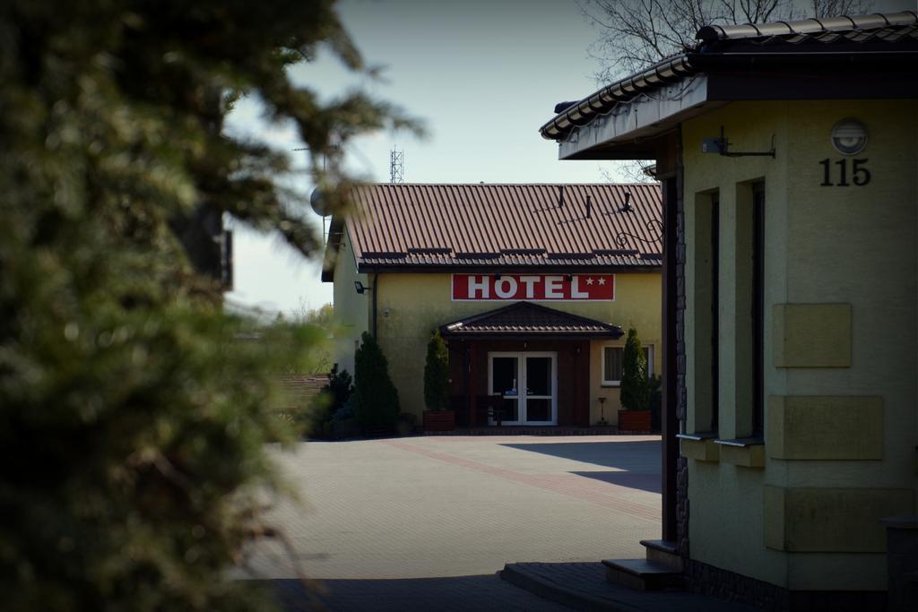 Hotel Marco Plonsk Szkolna 115 Kültér fotó