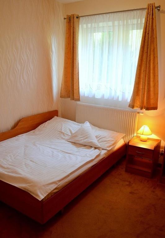 Hotel Marco Plonsk Szkolna 115 Szoba fotó